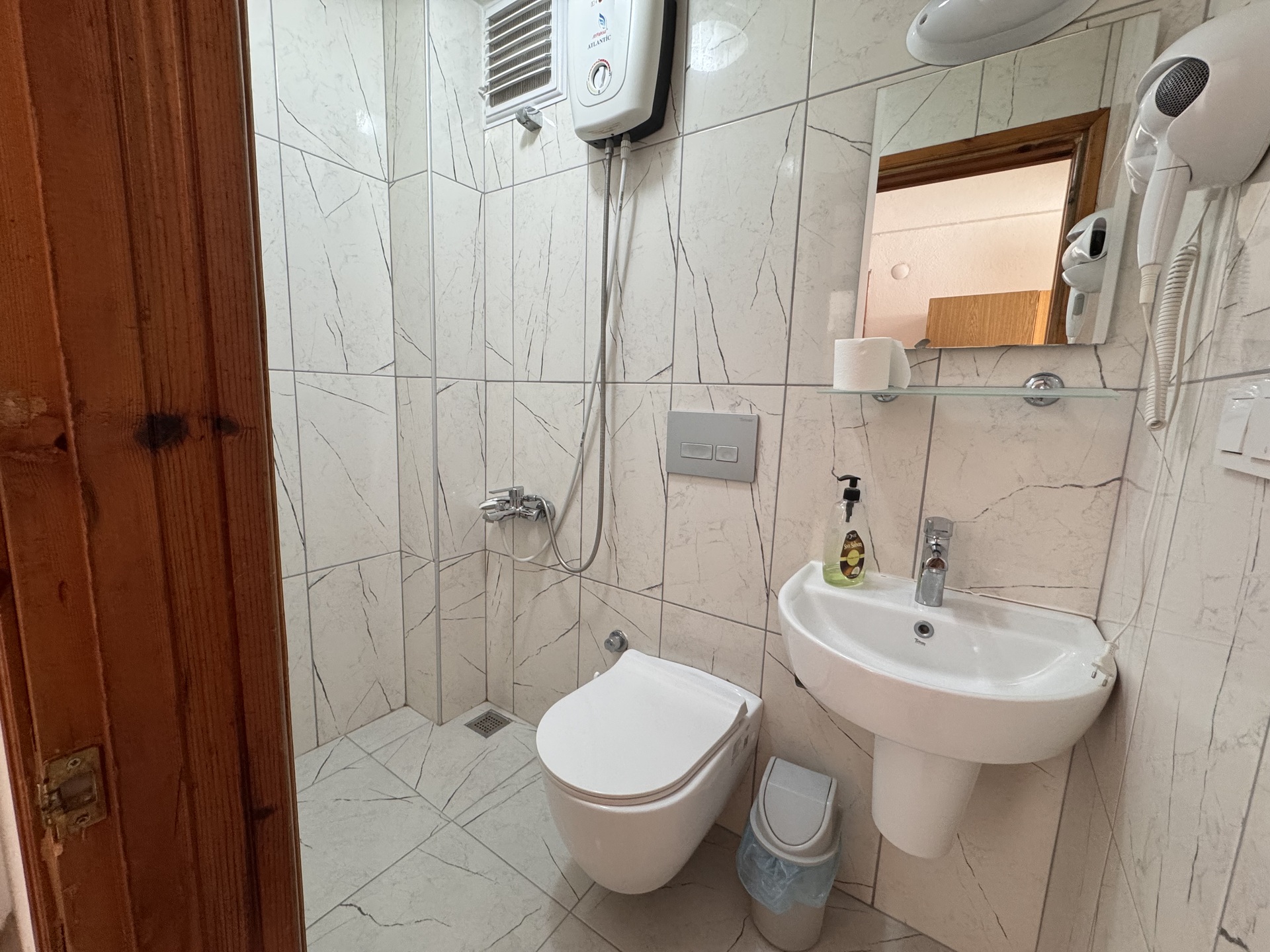 Kısmı Deniz Manzaralı Balkonsuz 1+0