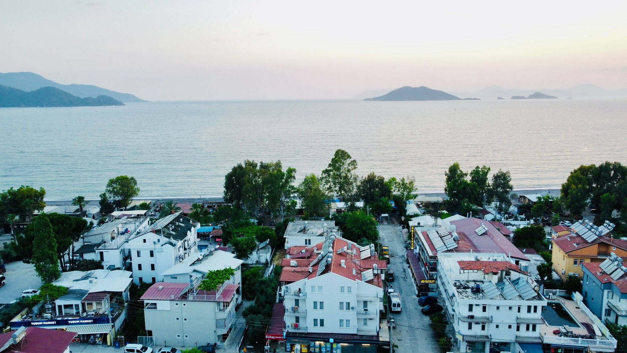 Kısmı Deniz Manzaralı Balkonlu 1+0